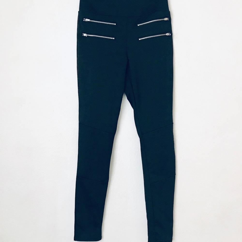 High waisted stretchy black pants